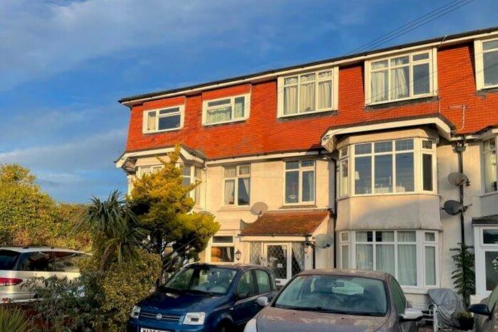 1 Bedroom Flat To Rent In Marine Park, Paignton, TQ3