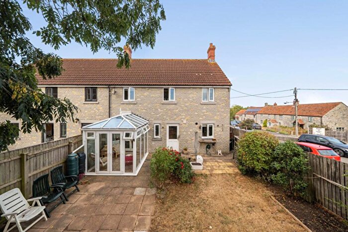4 Bedroom Semi Detached House For Sale In Creeches Lane, Walton, BA16