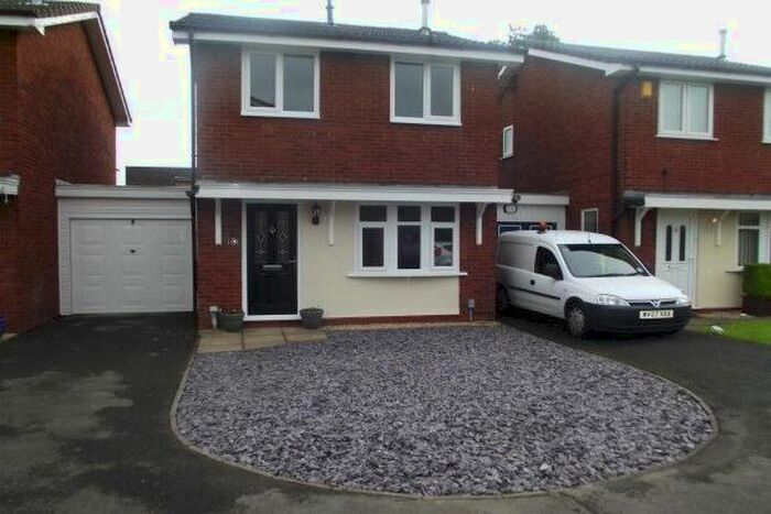 2 Bedroom Link Detached House To Rent In Crown Gardens, Newton-Le-Willows, WA12