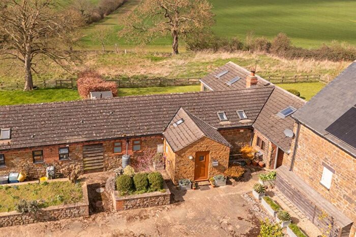 3 Bedroom House For Sale In Byfield, Daventry, NN11