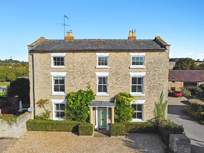 5 Bedroom House For Sale In Church Bank, Temple Grafton, B49