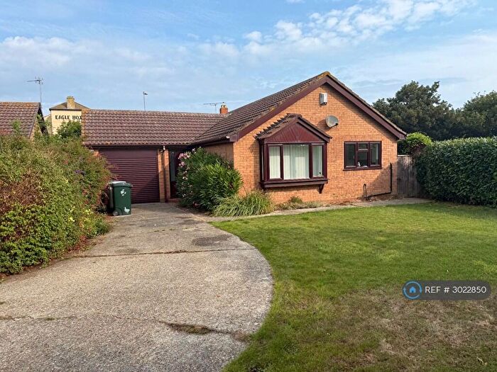 2 Bedroom Bungalow To Rent In Dymoke Close, Mablethorpe, LN12