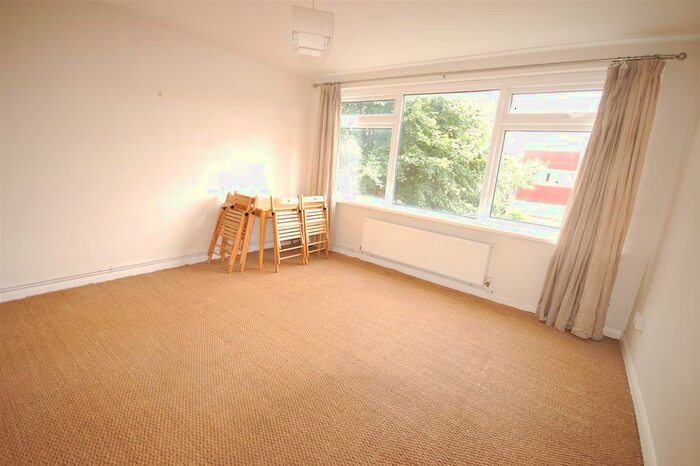 1 Bedroom Flat To Rent In Stanley Road, London, SW19
