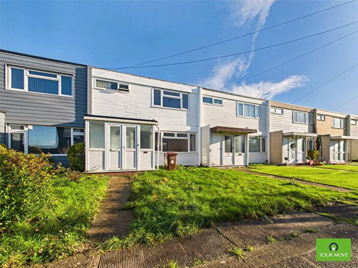 3 Bedroom Terraced House To Rent In Clifton Walk, Benfleet, Essex, SS7