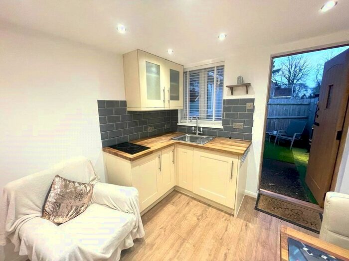 1 Bedroom Studio To Rent In Brighton Road, Handcross, Haywards Heath, West Sussex, RH17