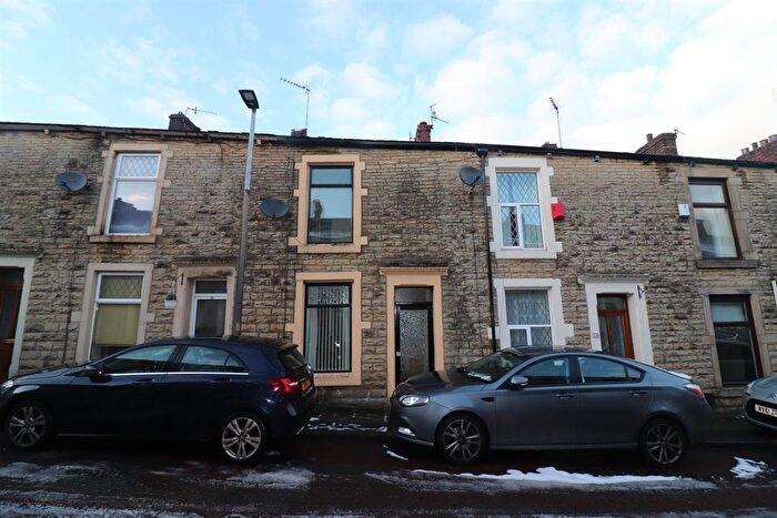 3 Bedroom Terraced House To Rent In Portland Street, Darwen, BB3