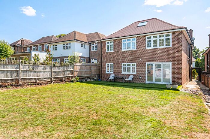 6 Bedroom Detached House For Sale In Kenwood Drive, Beckenham, BR3