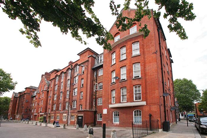 1 Bedroom Flat To Rent In Swanfield Street, Shoreditch, London, E2