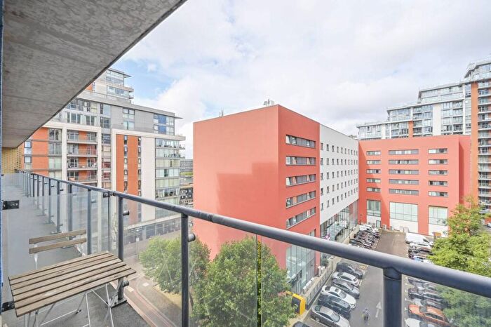 1 Bedroom Flat For Sale In Westgate Apartments, Royal Docks, London, E16