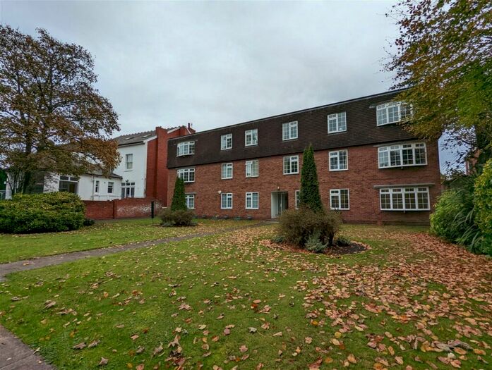 1 Bedroom Flat To Rent In York Road, Birkdale, Southport, Merseyside, PR8
