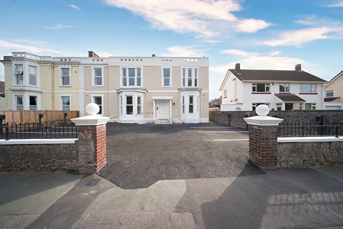 2 Bedroom Flat For Sale In Ellenborough Park South, Weston-Super-Mare, BS23
