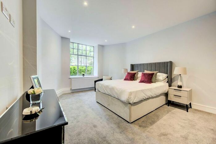 3 Bedroom Flat To Rent In Clive Court, Maida Vale, Maida Vale, W9