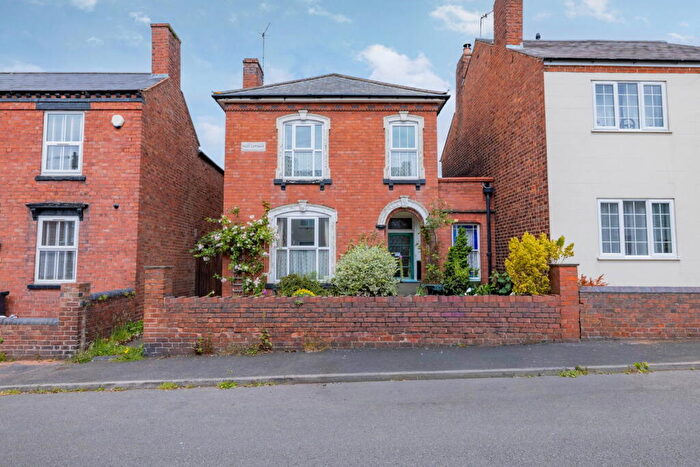 3 Bedroom Link Detached House For Sale In Rose Cotage, New Street, Stourbridge, DY8
