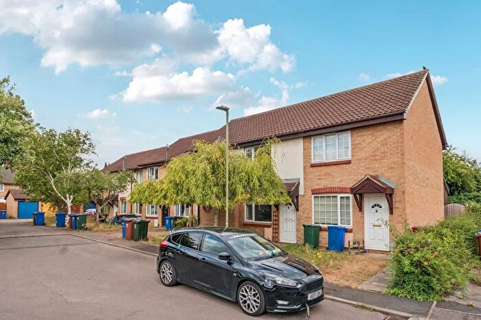 2 Bedroom Terraced House To Rent In Roman Way, Bicester, OX26