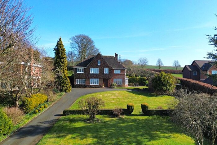 5 Bedroom Detached House For Sale In Ham Road, Liddington, SN4