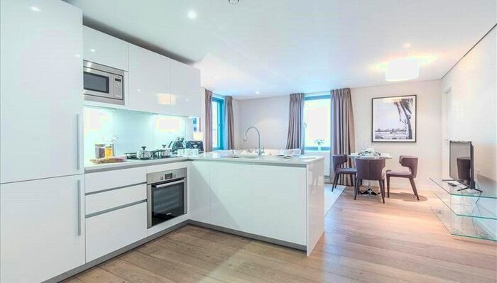 3 Bedroom Flat To Rent In B Merchant Square East, Paddington, W2