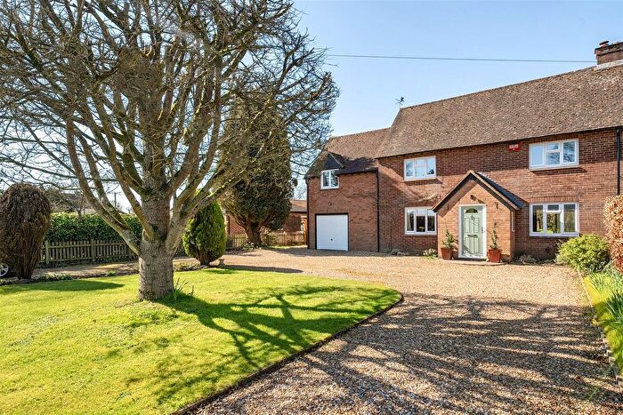 5 Bedroom Semi Detached House For Sale In Marlborough Road, Prospect, SN9