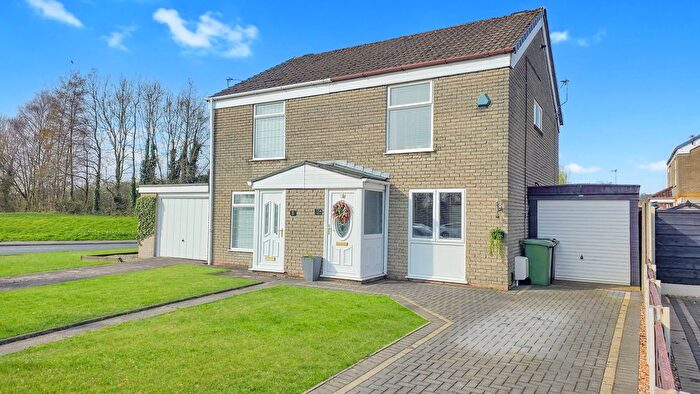 3 Bedroom Semi Detached House For Sale In Abbey Road, Astley, M29