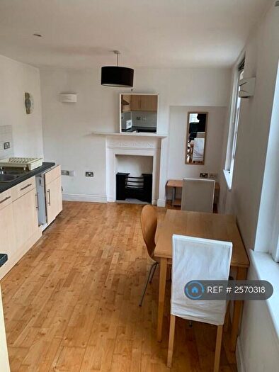 1 Bedroom Flat To Rent In Vineyards, Bath, BA1