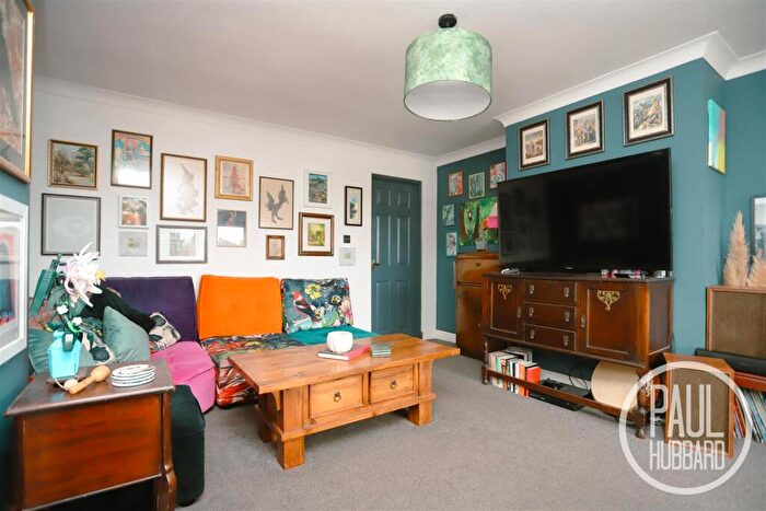 3 Bedroom Semi Detached House For Sale In The Gardens, Carlton Colville, NR33