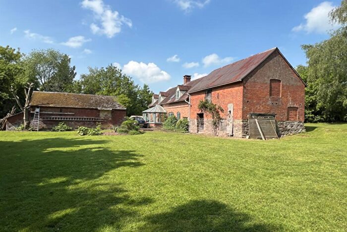4 Bedroom Detached House For Sale In Kenchester, Hereford, HR4