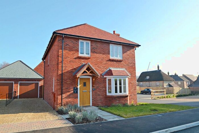 3 Bedroom Detached House For Sale In Pimperne, DT11