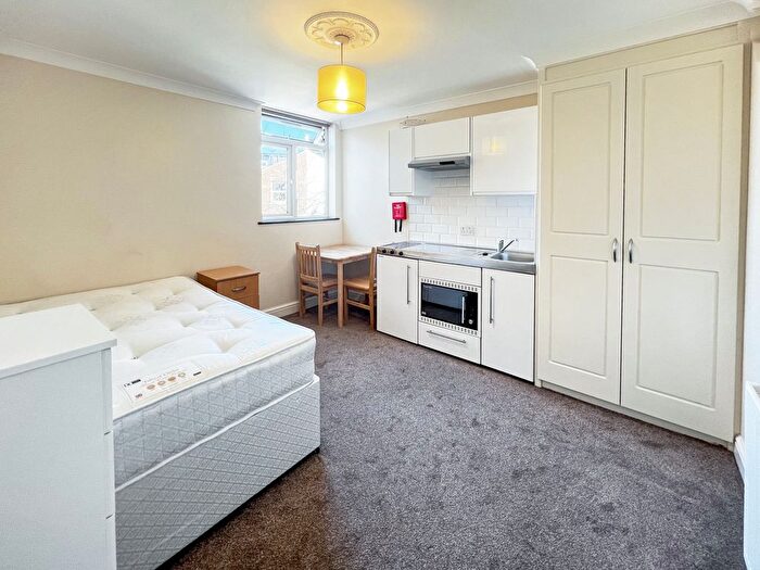 Studio To Rent In Olive Road, Cricklewood, NW2