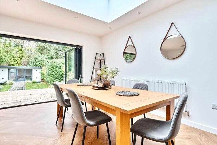 4 Bedroom Detached House To Rent In Clarendon Road, Broadstone, Broadstone, BH18