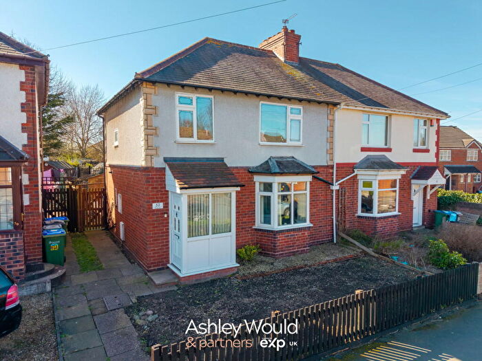 3 Bedroom Semi Detached House For Sale In Pool Lane, Oldbury, Sandwell, B69