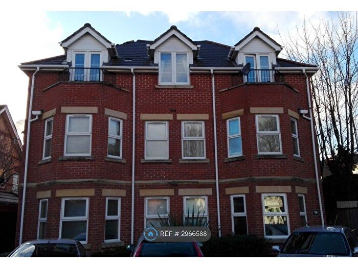 1 Bedroom Flat To Rent In Crabton Close Road, Bournemouth, BH5