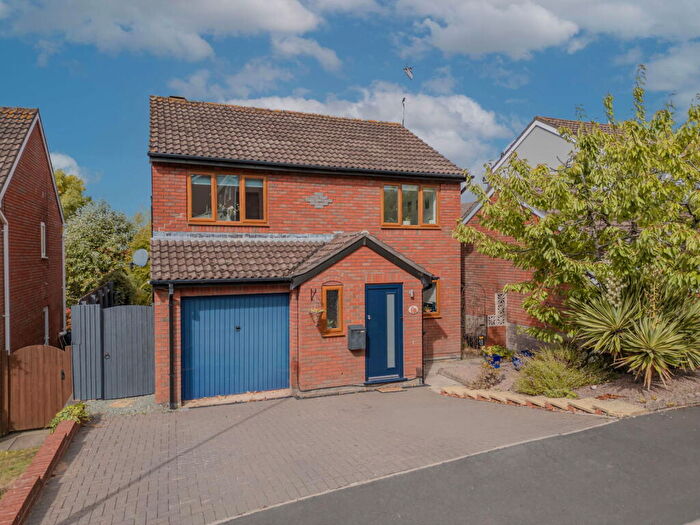 4 Bedroom Detached House For Sale In Underwood Close, Callow Hill, Redditch, B97