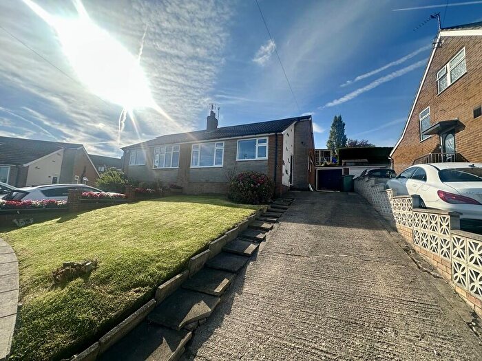 2 Bedroom Semi-Detached Bungalow To Rent In Littlemoor View, Pudsey, LS28