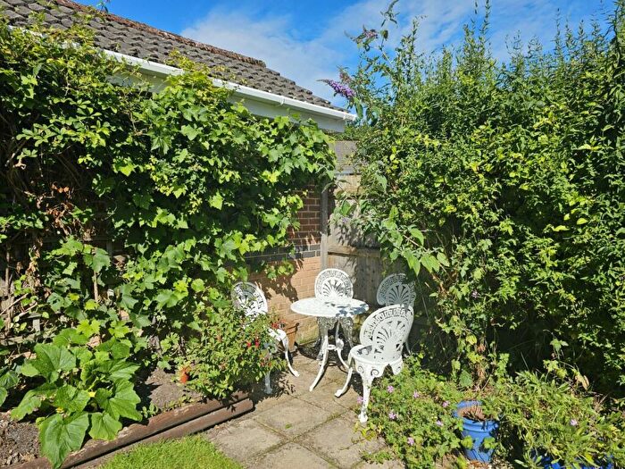 5 Bedroom Detached House For Sale In Clarke Close, Uffculme, Cullompton, Devon, EX15
