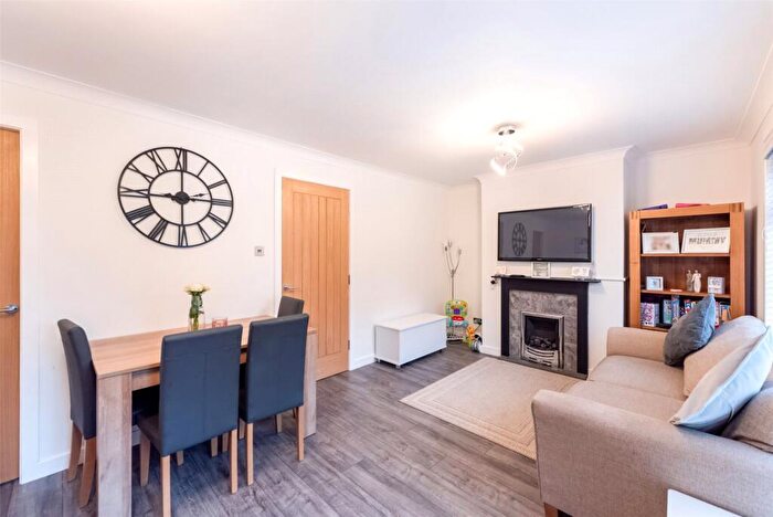 3 Bedroom Terraced House For Sale In Ewing Court, Broomridge, Stirling, FK7