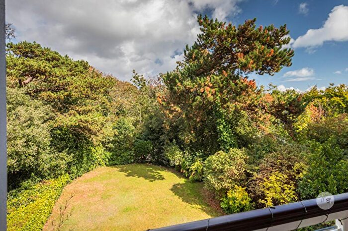 2 Bedroom Apartment To Rent In Flat Hays On The Chine, - Studland Road, Alum Chine, Westbourne, BH4
