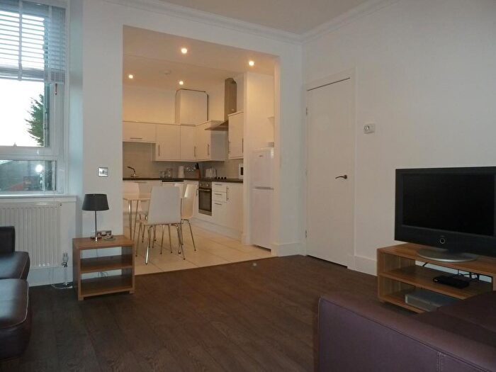 1 Bedroom Flat To Rent In Union Grove, First Left, Aberdeen, AB10