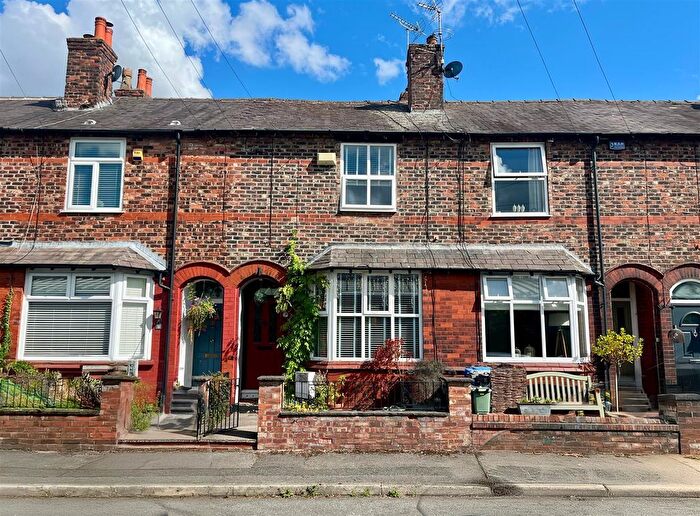 3 Bedroom Terraced House For Sale In Brentwood Avenue, Timperley, Altrincham, WA14