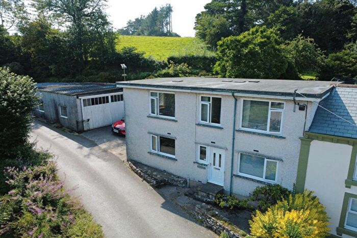 3 Bedroom Semi-Detached House For Sale In Branthwaite, Workington, CA14
