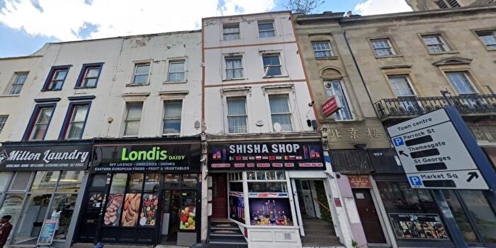 1 Bedroom Flat For Sale In Milton Road, Gravesend, Kent, DA12