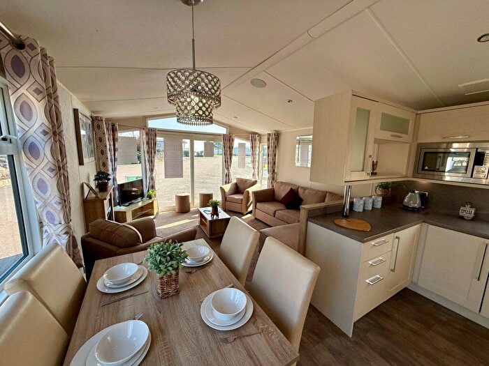 3 Bedroom Caravan For Sale In Ashbourne Heights Holiday Park, DE6