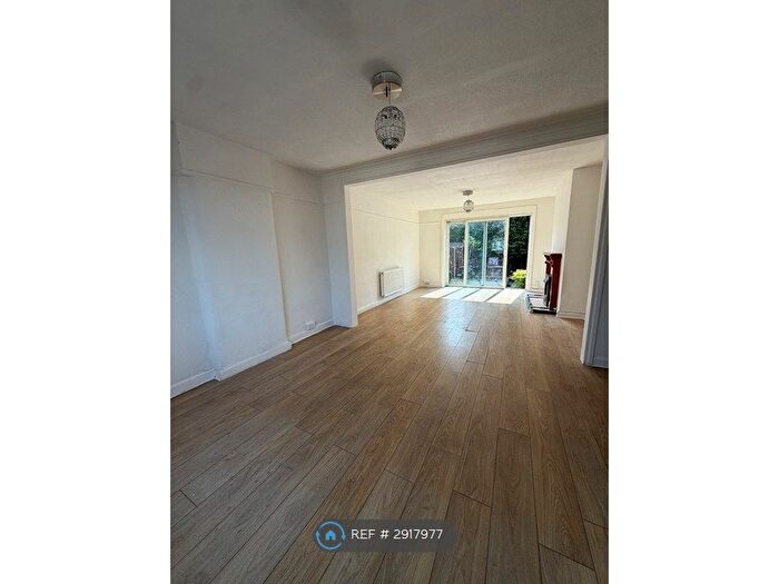 3 Bedroom Semi-Detached House To Rent In Kingsway, Manchester, M19