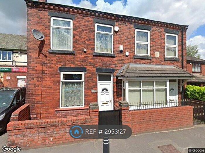 3 Bedroom Semi-Detached House To Rent In Atherton Road, Wigan, WN2