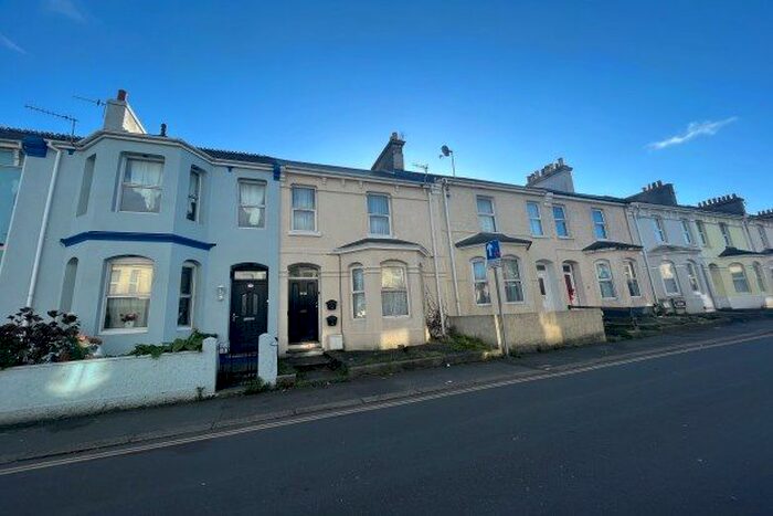 2 Bedroom Flat To Rent In Grenville Road, Plymouth, PL4
