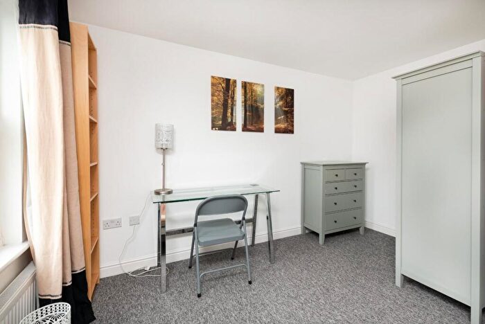 5 Bedroom Terraced House To Rent In Orchid Drive, Bath, BA2