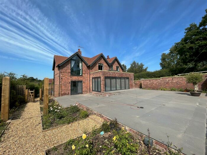 4 Bedroom House To Rent In Hocker Lane, Over Alderley, Macclesfield, SK10