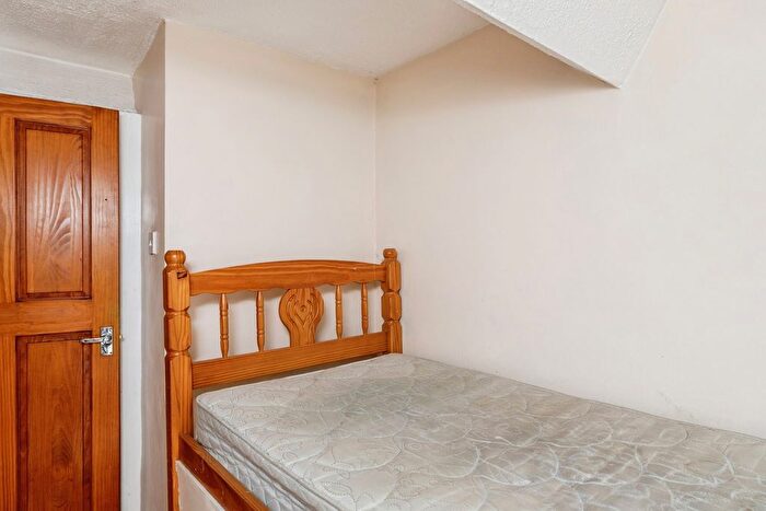3 Bedroom End Terrace House For Sale In King Street, Cefn Mawr, Wrexham, LL14