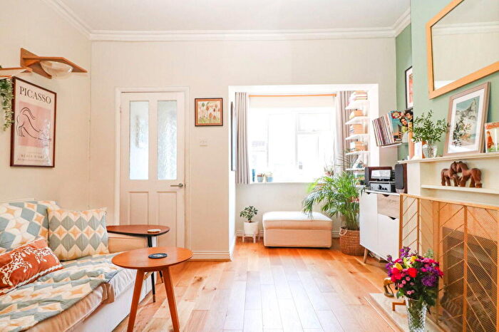 3 Bedroom Terraced House For Sale In Leicester Street, Norwich, NR2