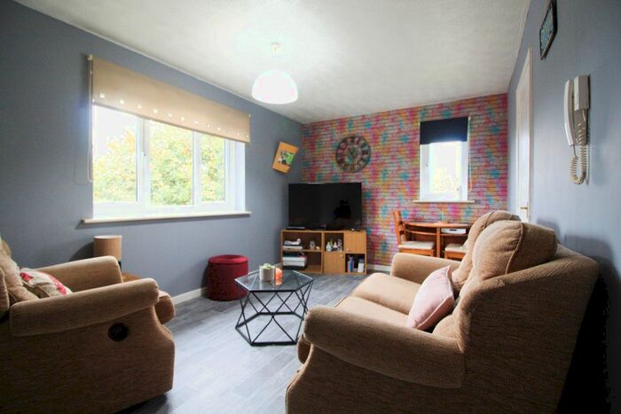 1 Bedroom Flat To Rent In Wetherby Close, Chester, CH1