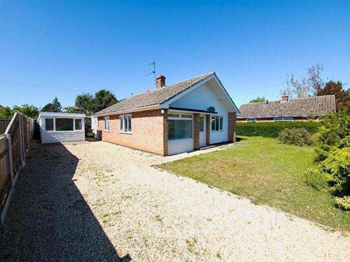3 Bedroom Detached Bungalow For Sale In Willow Close, Wortwell, Harleston, IP20