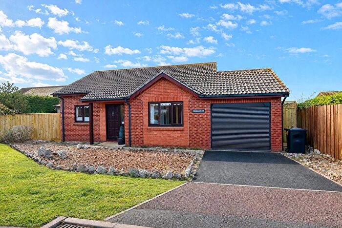 2 Bedroom Detached Bungalow For Sale In Anchorage Close, Wall Park, Brixham, TQ5